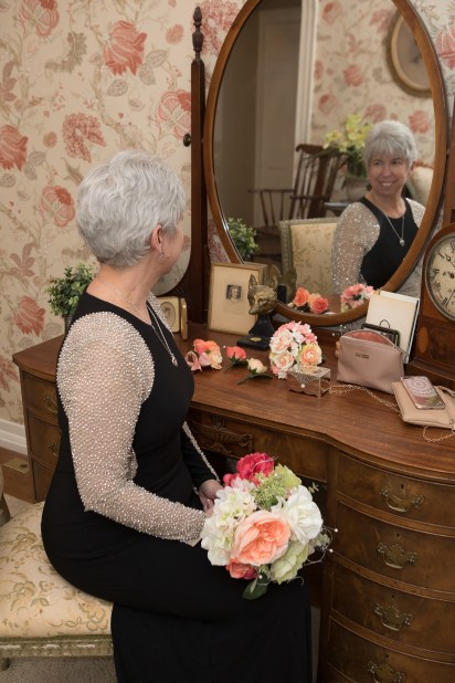 Wanda_John_Getting Ready-11