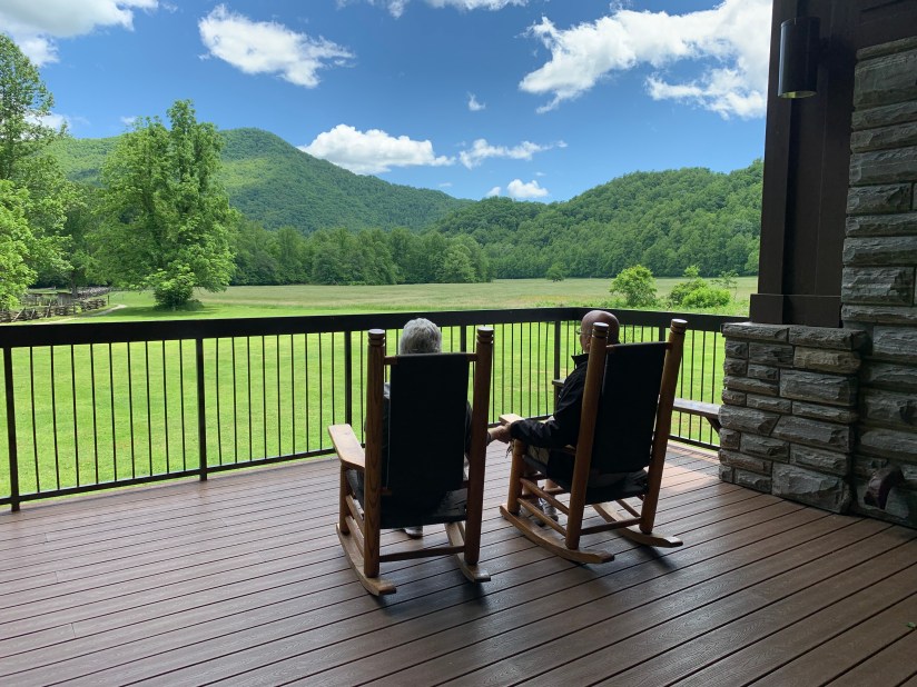 5C6BA2AC-0E89-4515-9035-FB8300CA1A9F